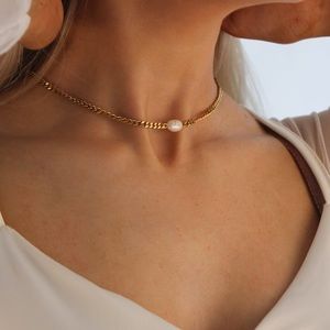 GP Pearl Choker